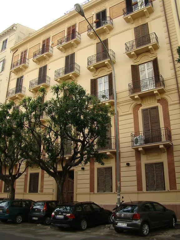 Ai Vicere Acomodação com café da manhã Palermo